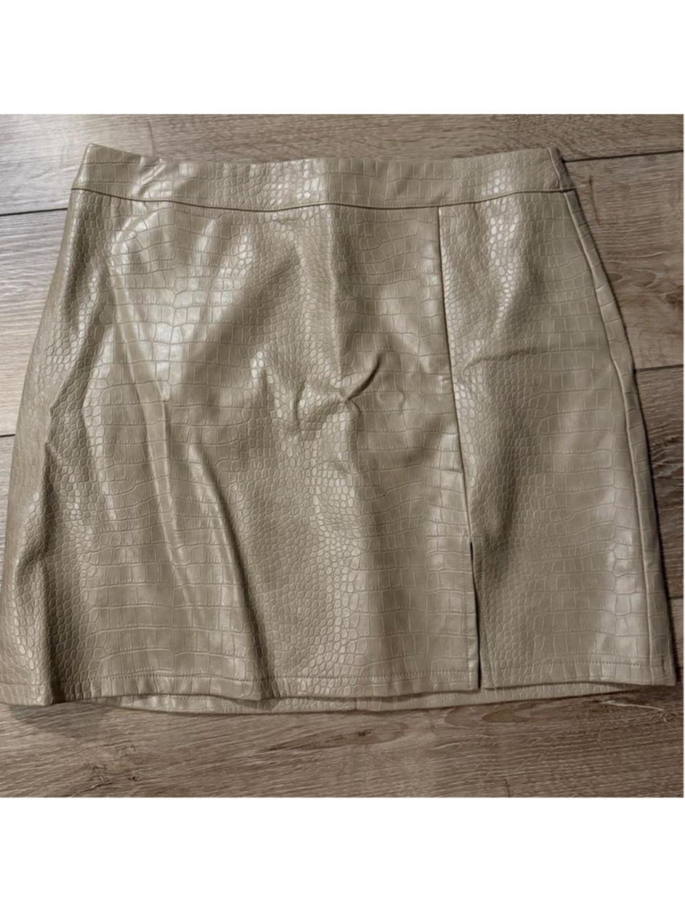 Croc embossed faux leather mini skirt
